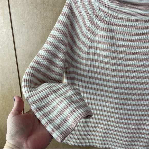 J. Crew Pinky/Beige & Ivory Striped Sweater Size Medium - Picture 2 of 5